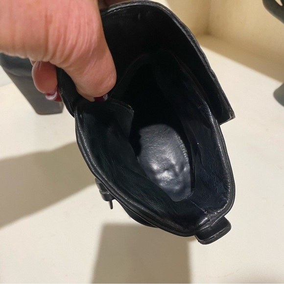 Rag & Bone Women’s Leather Kinsey Black Ankle Boot size 9 gently used 4” heel - Picture 12 of 16